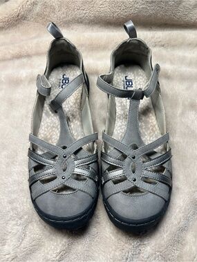 JBU by Jambu size 7 flats